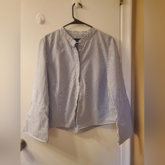 Simply Styled petites button down/up top - Picture 1 of 7